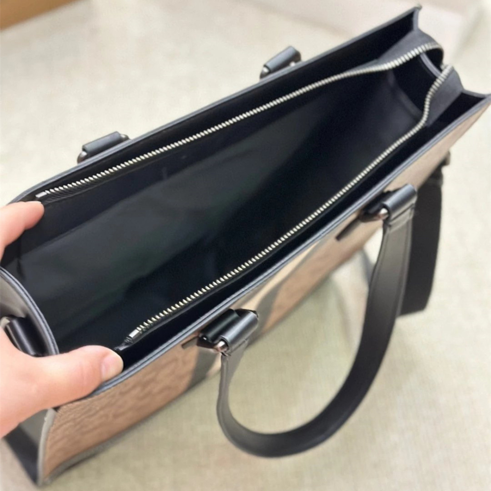 Coach蔻馳包包 graham男士豎款托特包 VARSITY條紋手提袋 商務出差公事包 電腦包 公文包 通勤百搭休閒包-細節圖9