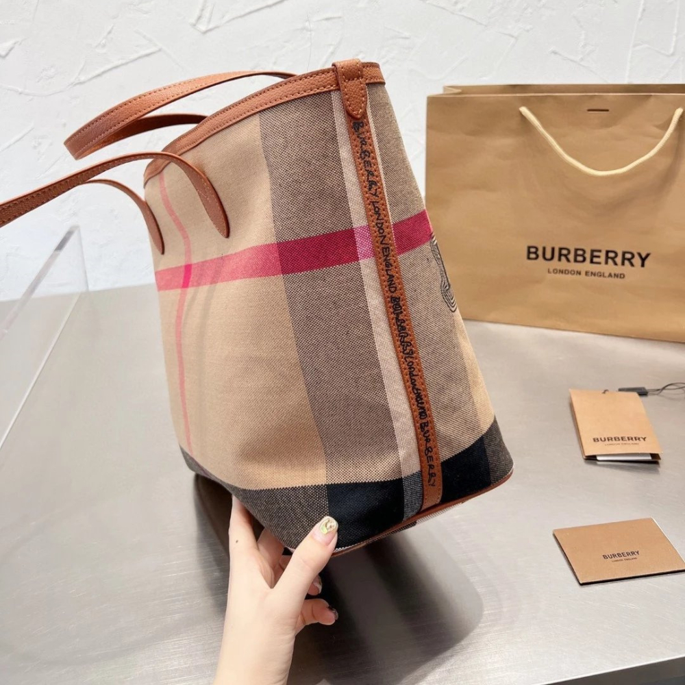 Burberry戰馬包包 女生托特包 大方包 購物袋 媽咪包 經典格紋帆布包 字母包 Tote包 通勤百搭單肩包 側背包-細節圖6