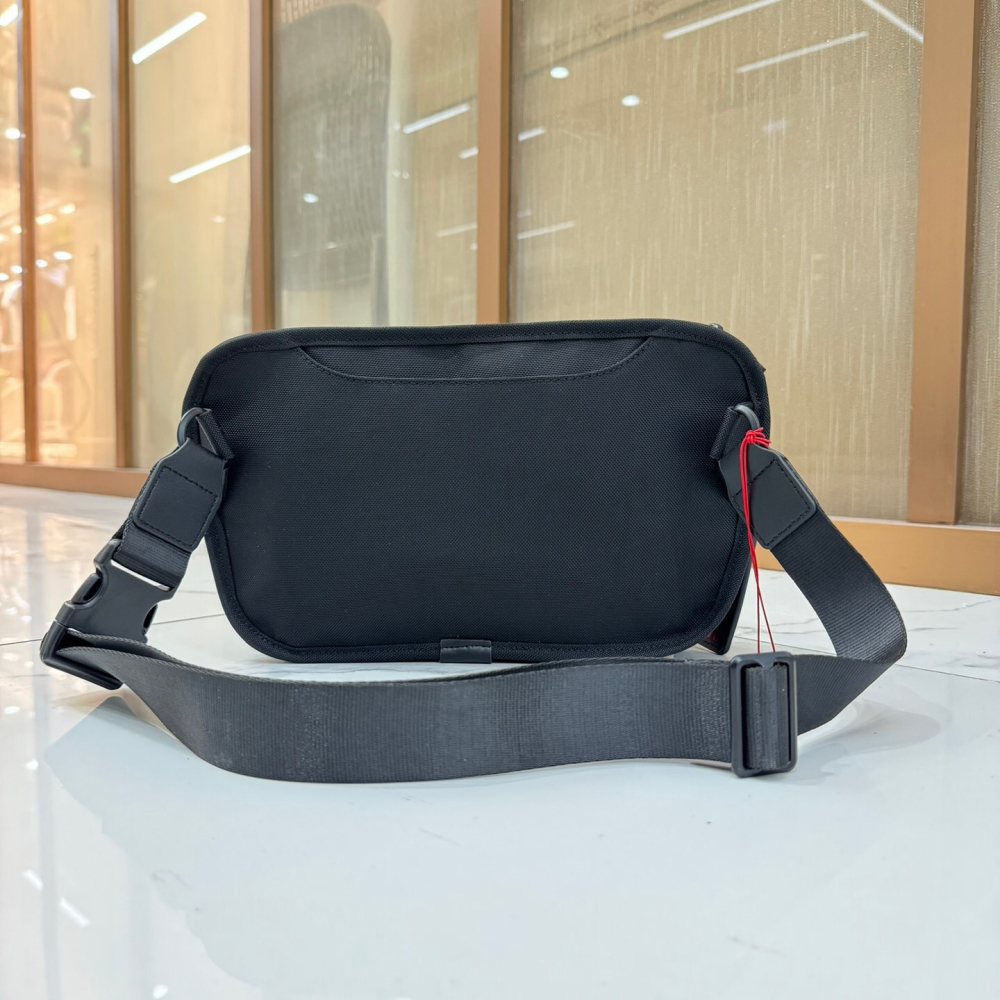 TUMI途明包包 Alpha 3系列2203714男士休閒包 男生胸包 輕便通勤單肩包 斜背包 腰包 手機袋 旅行包-細節圖4