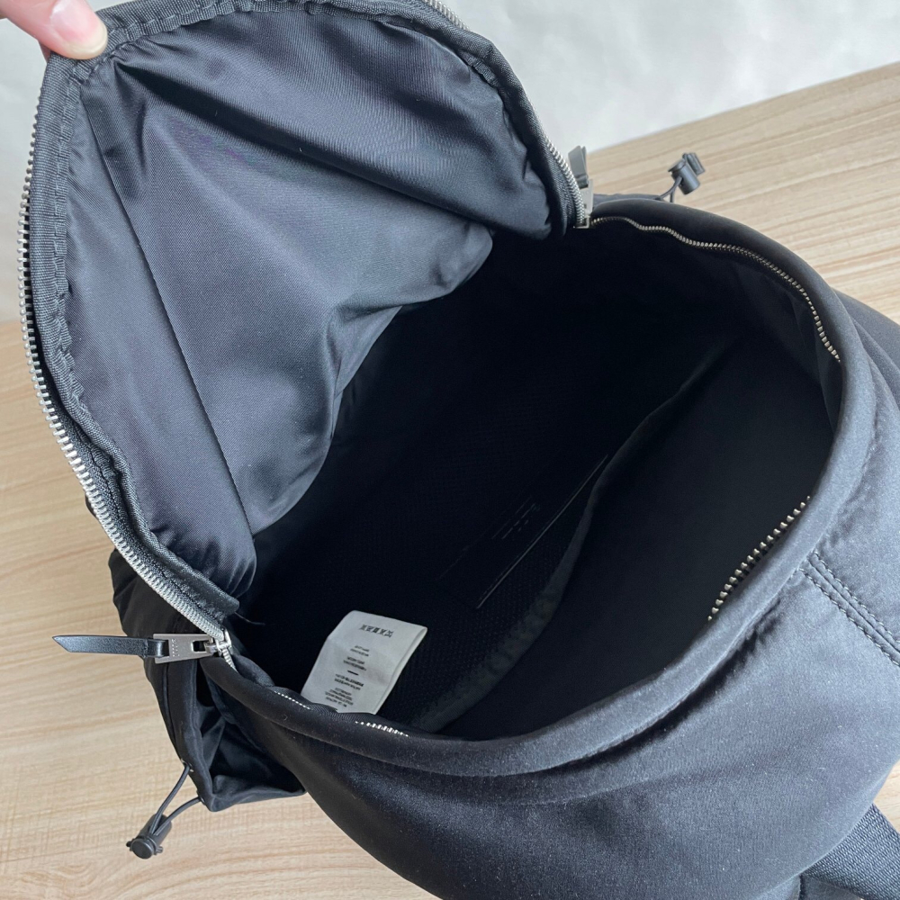 Ami雙肩包 男女通用雙肩後背包 防潑水黑色尼龍背包 簡約大方休閒包 運動包 旅行包 大容量手提袋 側背包 學生書包-細節圖11