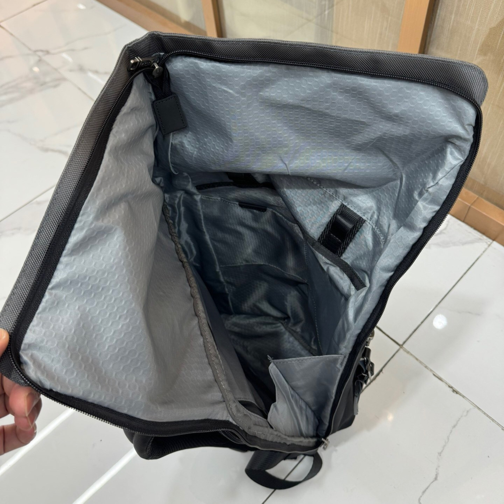 TUMI雙肩包 途明背包 ALPHA BRAVO系列232759D卷頂休閒包 尼龍拼牛皮時尚商務背包 多隔層多功能後背包-細節圖9