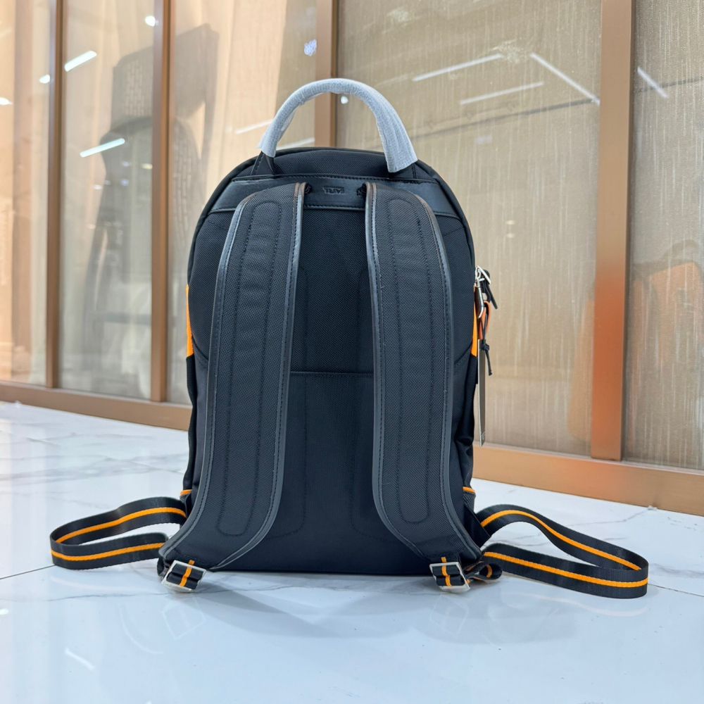 TUMI雙肩包 途米背包 McLaren 373002 60週年系列Velocity雙肩包 CX6碳纖維材質休閒運動包-細節圖3