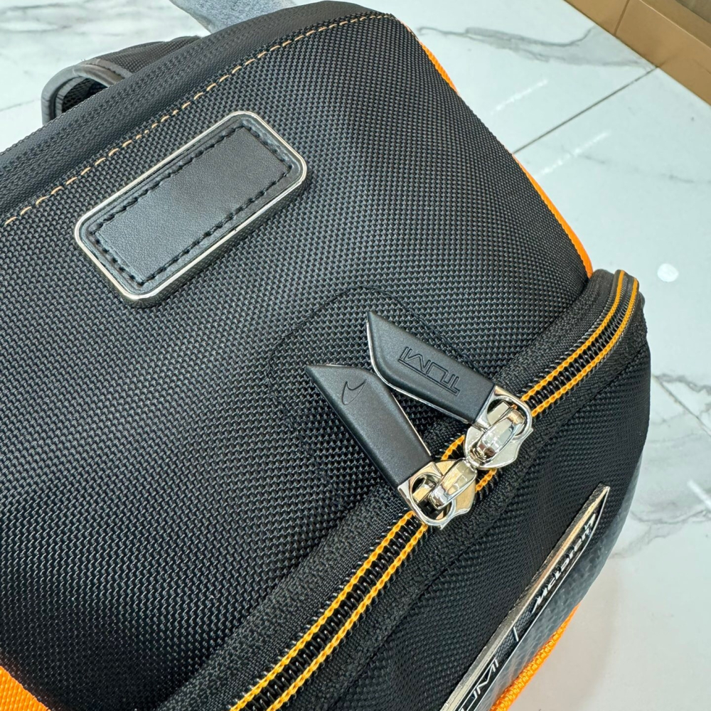 TUMI雙肩包 途米背包 McLaren 373002 60週年系列Velocity雙肩包 CX6碳纖維材質休閒運動包-細節圖6