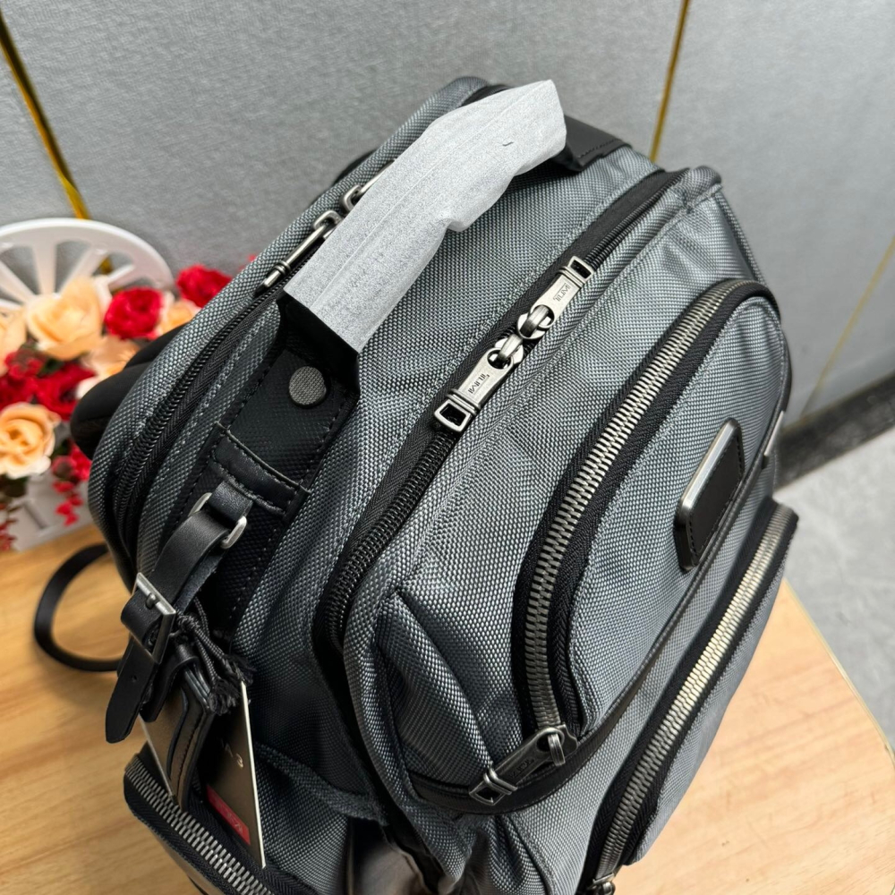 TUMI途米雙肩包 商務通勤男包 途米Alpha X系列2603578男士雙肩後背包 大容量多功能電腦包 防潑尼龍筆電背-細節圖5