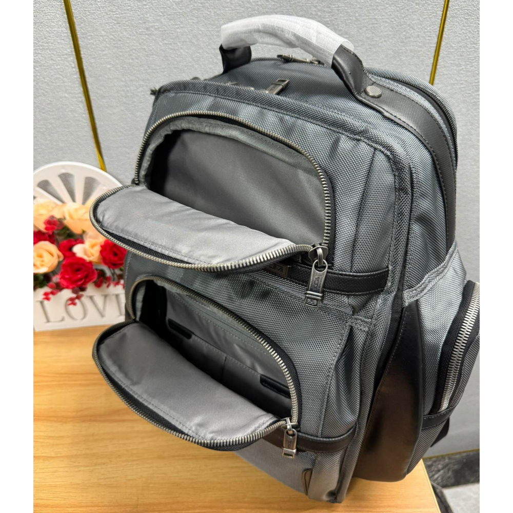 TUMI途米雙肩包 商務通勤男包 途米Alpha X系列2603578男士雙肩後背包 大容量多功能電腦包 防潑尼龍筆電背-細節圖7