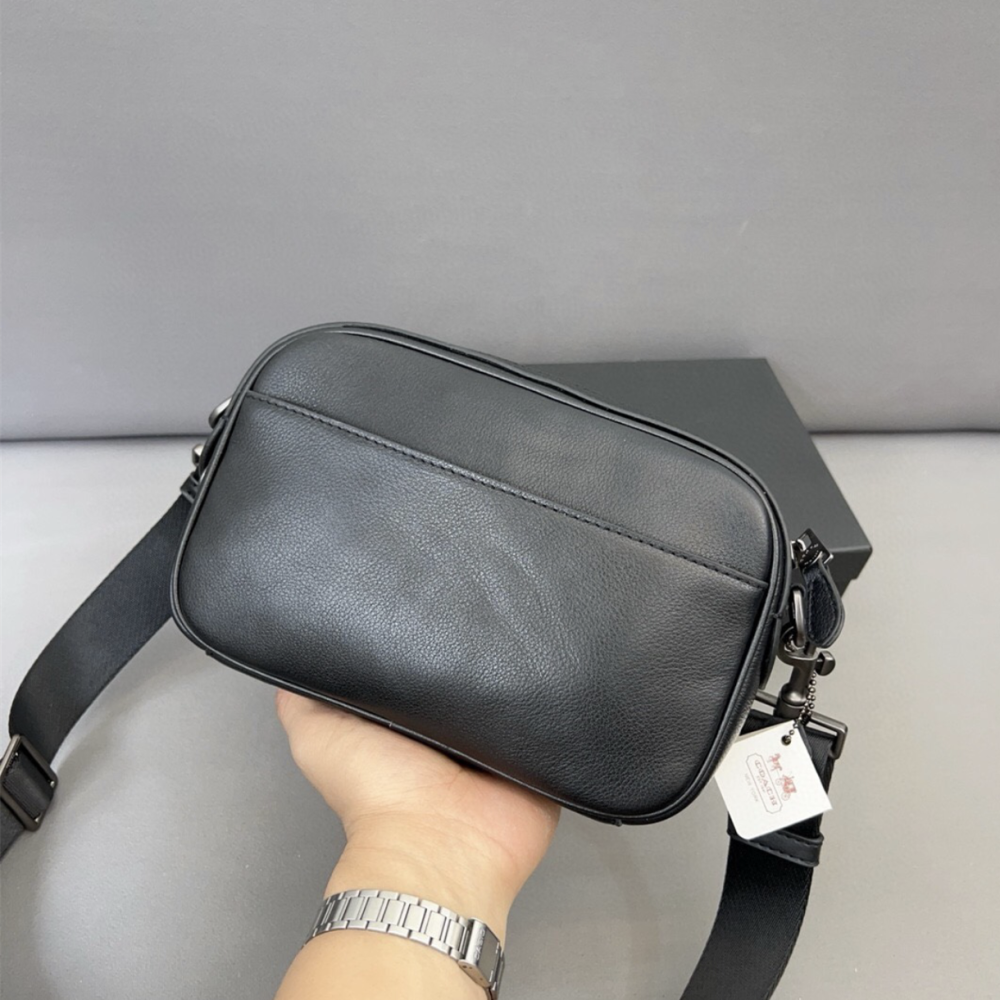 蔻馳相機包 coach包包 男生包包 男士斜背包 小背包 休閒運動包 旅行包 通勤百搭男包 手機袋 多隔層單肩包 黑色真-細節圖5