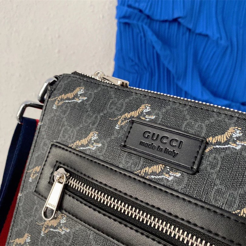 Gucci古馳包包 男生斜背包 經典印花彩帶老虎斜背包 單肩包 側背包 商務通勤休閒包 運動包 旅行包 小背包-細節圖8