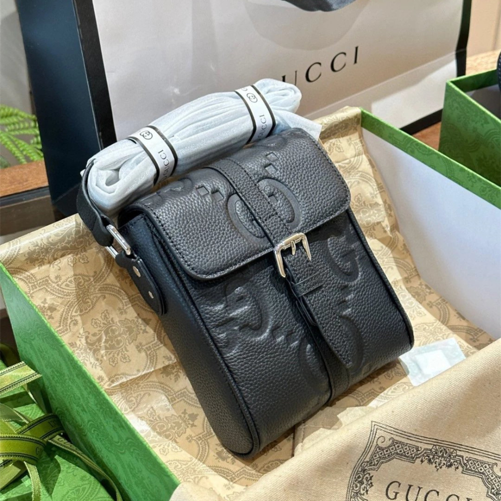 Gucci相機包 古馳包包 男女通用斜背包 經典老花壓紋黑色真皮背包 小背包 翻蓋郵差包 手機袋 旅行包 通勤百搭男包女-細節圖7