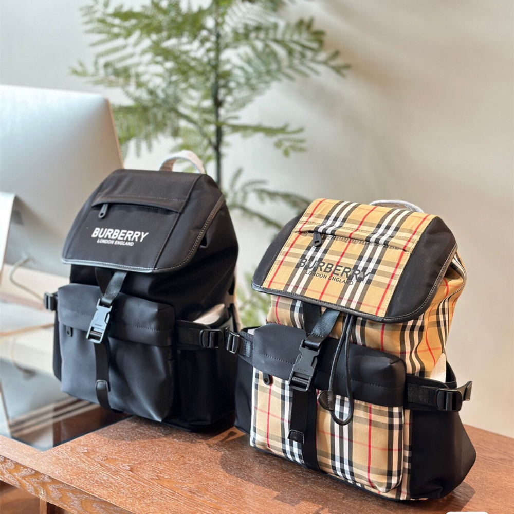 BURBERRY雙肩包 戰馬背包 巴寶莉雙肩後背包 男生背包 男女通用背包 手提袋 大容量翻蓋包 商務通勤包 休閒包 運-細節圖4