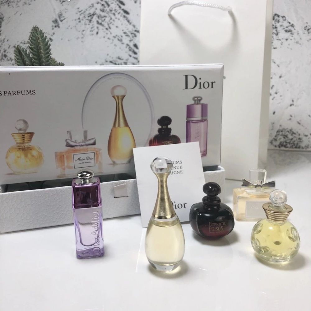 女生香水 Dior迪奧香水 真我香水五件套5ml香水五件套5ml*5隻 小迪香水五件套 香水小樣 旅行裝香水 套裝禮盒裝-細節圖3
