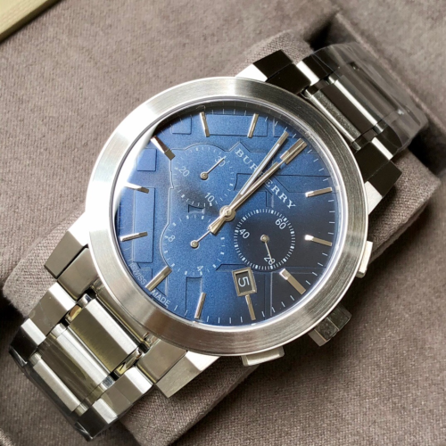 戰馬手錶 男士手錶 BURBERRY手錶 三眼計時日曆石英錶 商務休閒男錶 銀色藍面鋼鏈腕錶 防水手錶BU9363