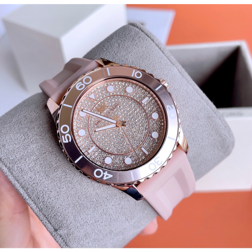 MICHAEL KORS手錶 MK手錶 防水石英錶 硅膠錶帶休閒通勤腕錶 裸粉色女生腕錶 鑲鑽滿天星時尚女錶MK6854