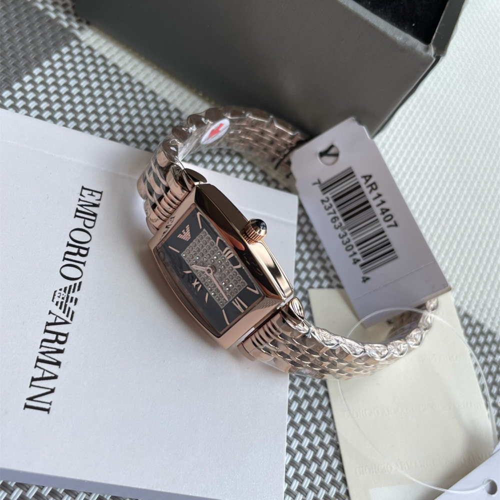 代購Armani手錶女生 阿瑪尼手錶 方形玫瑰金色鋼鏈錶 鑲鑽時尚防水女生腕錶 小直徑氣質精緻百搭女錶AR11407-細節圖7