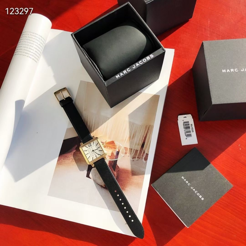 代購Marc Jacobs手錶 MK手錶女生 馬克手錶 方形皮帶錶 時尚潮流簡約石英錶MJ1437 女生腕錶-細節圖5