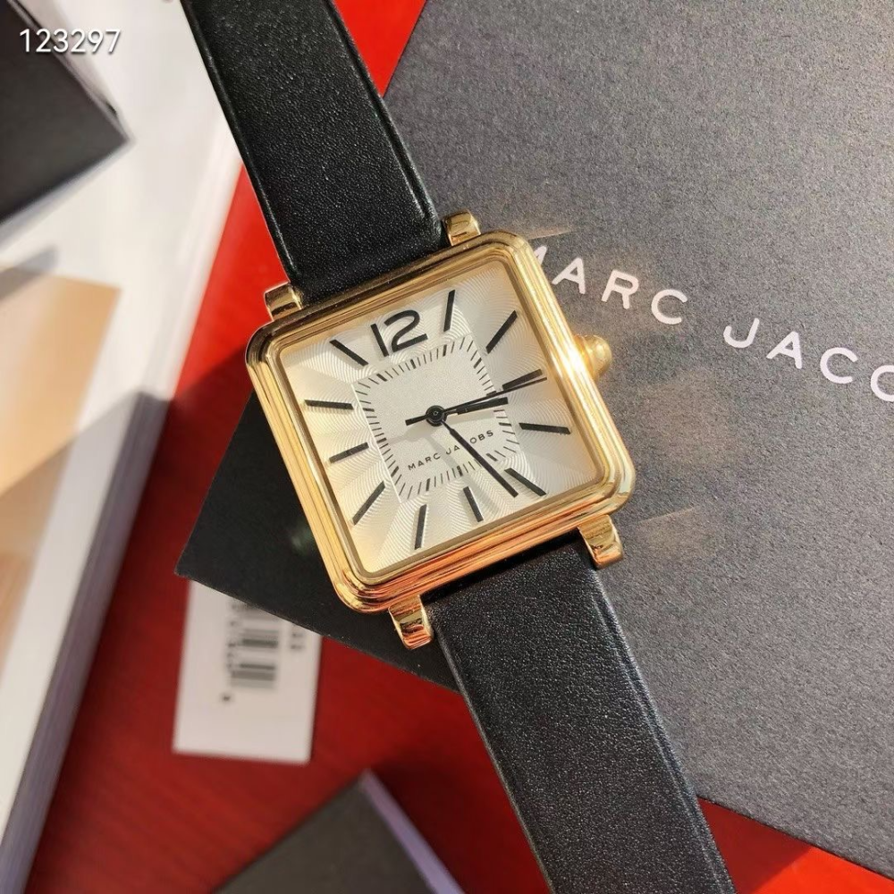 代購Marc Jacobs手錶 MK手錶女生 馬克手錶 方形皮帶錶 時尚潮流簡約石英錶MJ1437 女生腕錶-細節圖6