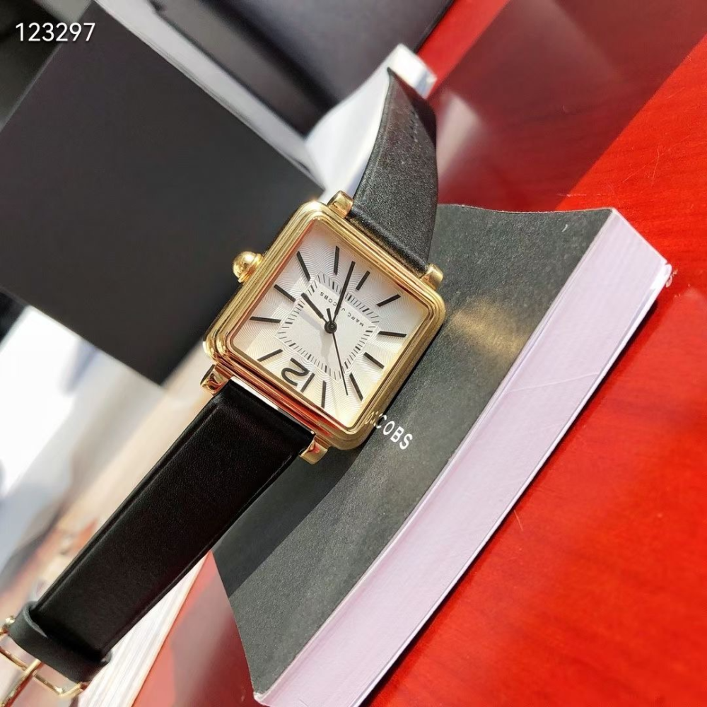 代購Marc Jacobs手錶 MK手錶女生 馬克手錶 方形皮帶錶 時尚潮流簡約石英錶MJ1437 女生腕錶-細節圖7