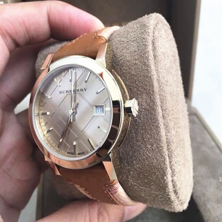 BURBERRY手錶 戰馬女錶 經典格紋皮帶休閒石英錶 休閒皮帶錶 金面簡約時尚百搭女生腕錶 精品手錶 BU9133-細節圖5