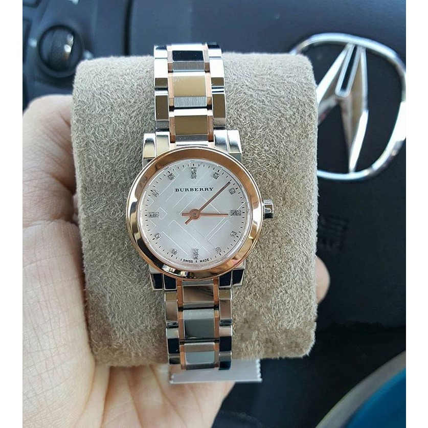 BURBERRY手錶 戰馬手錶 女生手錶 玫瑰金間不鏽鋼鏈鑲鑽石英錶 歐美時尚百搭女錶 BU9214 女生腕錶 精品錶-細節圖4