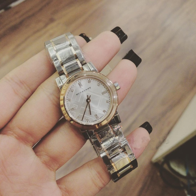 BURBERRY手錶 戰馬手錶 女生手錶 玫瑰金間不鏽鋼鏈鑲鑽石英錶 歐美時尚百搭女錶 BU9214 女生腕錶 精品錶-細節圖7