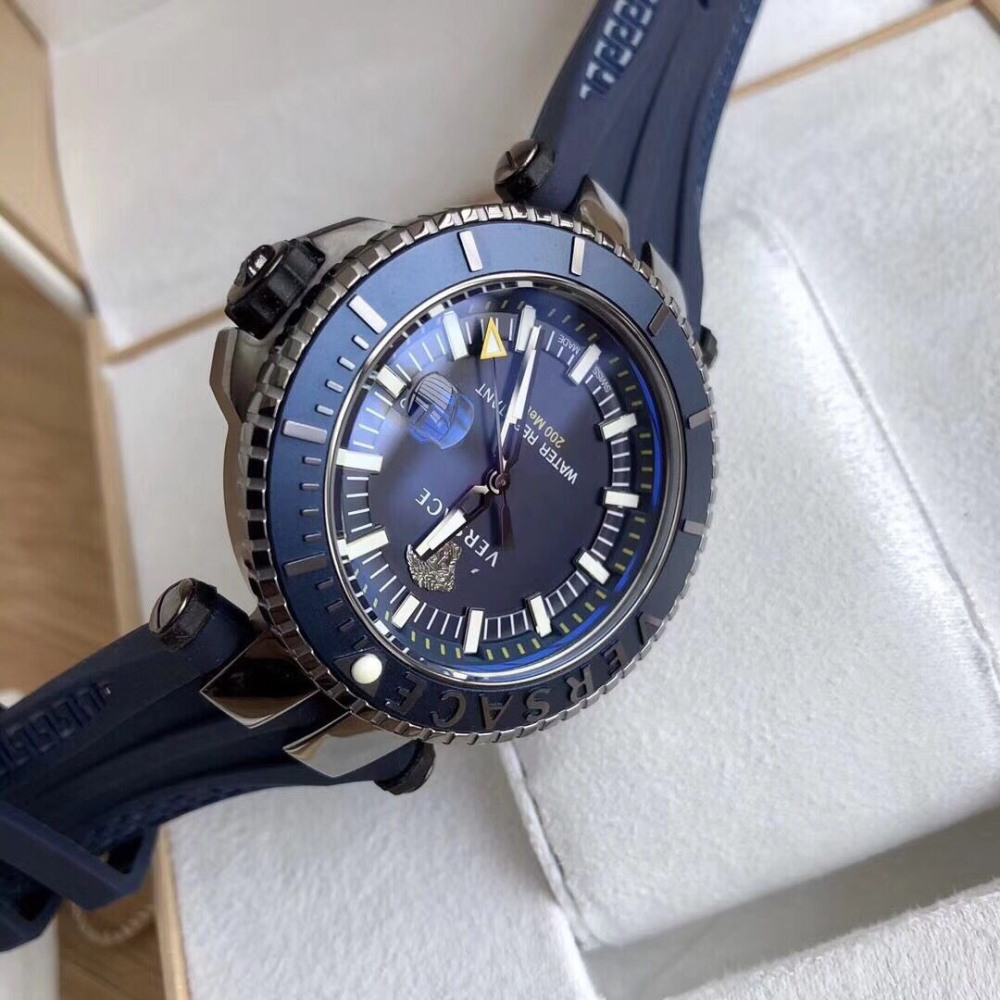 VERSACE手錶 凡賽斯手錶 時尚運動男錶 200m鎖把深度防水潛水錶 深藍色硅膠錶帶休閒運動超酷男士腕錶 藍寶石鏡面-細節圖6