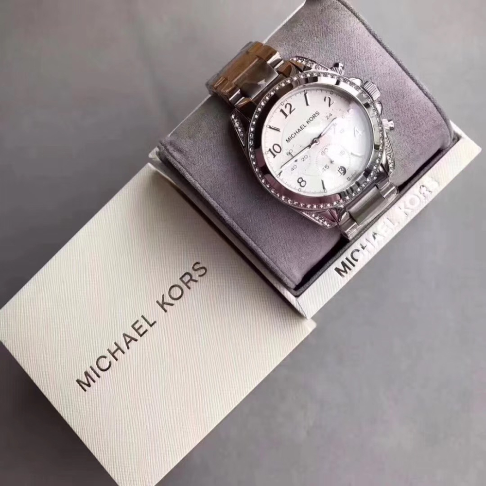 Michael kors手錶 時尚女錶 MK手錶 時尚鑲鑽圓盤女士腕錶 銀色 三眼計時日曆不鏽鋼鏈石英錶MK5165-細節圖2