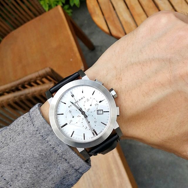 Burberry手錶 男生手錶 商務休閒腕錶男 戰馬手錶 大直徑三眼計時時尚潮流石英錶 真皮錶帶男士腕錶BU9355-細節圖3