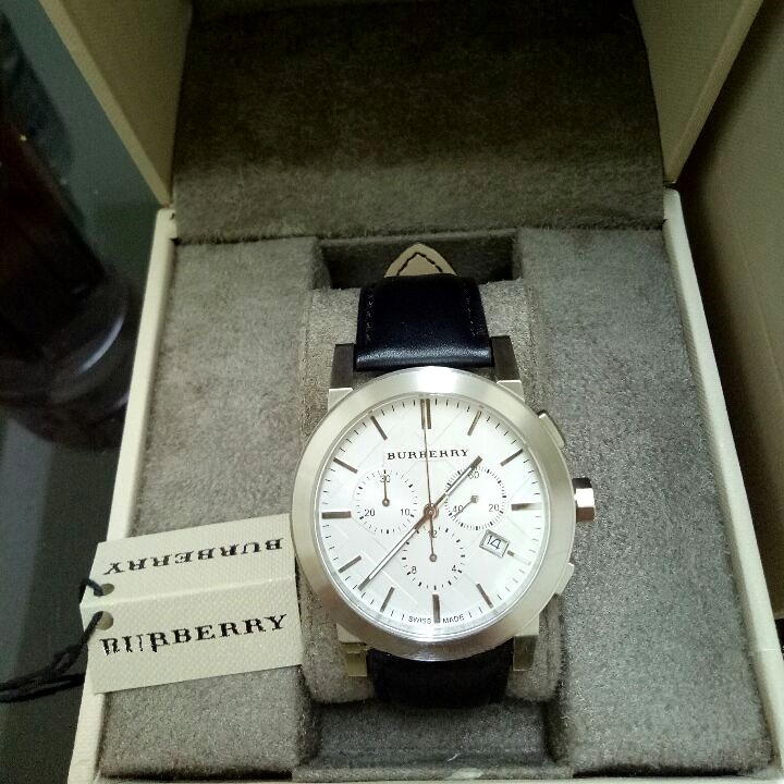 Burberry手錶 男生手錶 商務休閒腕錶男 戰馬手錶 大直徑三眼計時時尚潮流石英錶 真皮錶帶男士腕錶BU9355-細節圖6