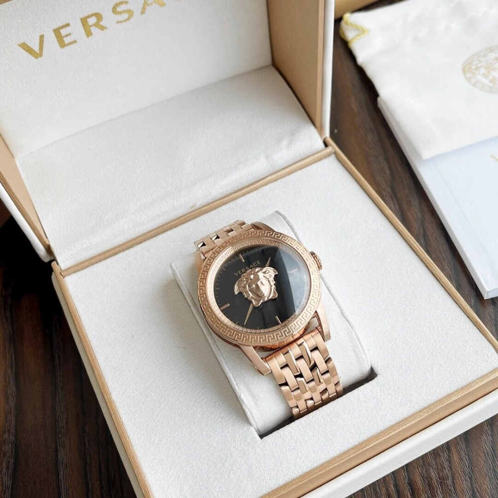VERSACE手錶 金色鋼帶男錶 凡賽斯手錶 瑞士石英錶 藍寶石鏡面大直徑男生腕錶 商務休閒防水鋼帶錶VERD00718-細節圖3