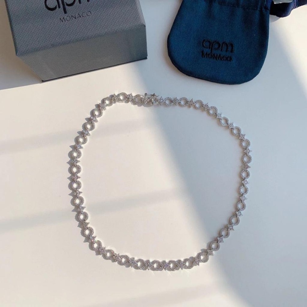 APM MONACO女生項鏈 新品六芒星圓圈項鏈 鑲晶鑽頸鏈 鎖骨鏈 925純銀項鏈 高級感輕奢項鏈 項墜 銀色項鏈-細節圖4