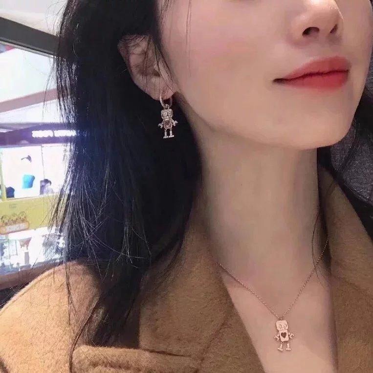 APM MONACO女生項鏈 925純銀項鏈 玫瑰金粉色機器人項鏈 毛衣鏈 可調節頸鏈 氣質百搭鎖骨鏈 項墜-細節圖3