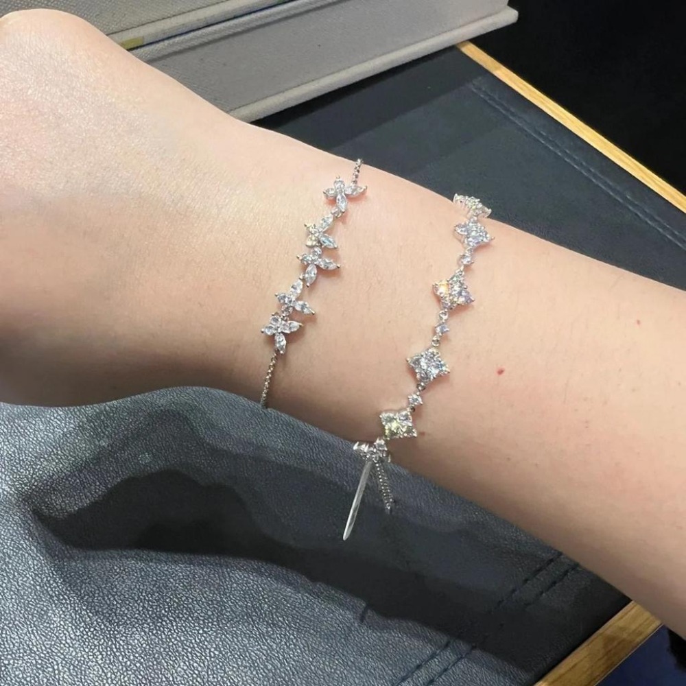 APM MONACO女生手環 蝴蝶手鏈女 925純銀手鏈小眾氣質時尚手鐲 生日禮物送女友 簡約氣質手鏈 可調節大小-細節圖3