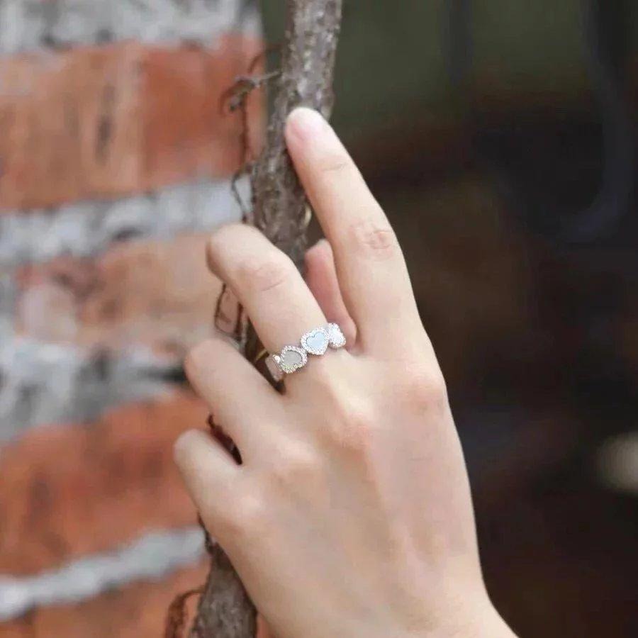 APM MONACO戒指 白貝母愛心戒指 A家飾品 925純銀戒指 中指環 食指環女 時尚設計感戒指-細節圖4