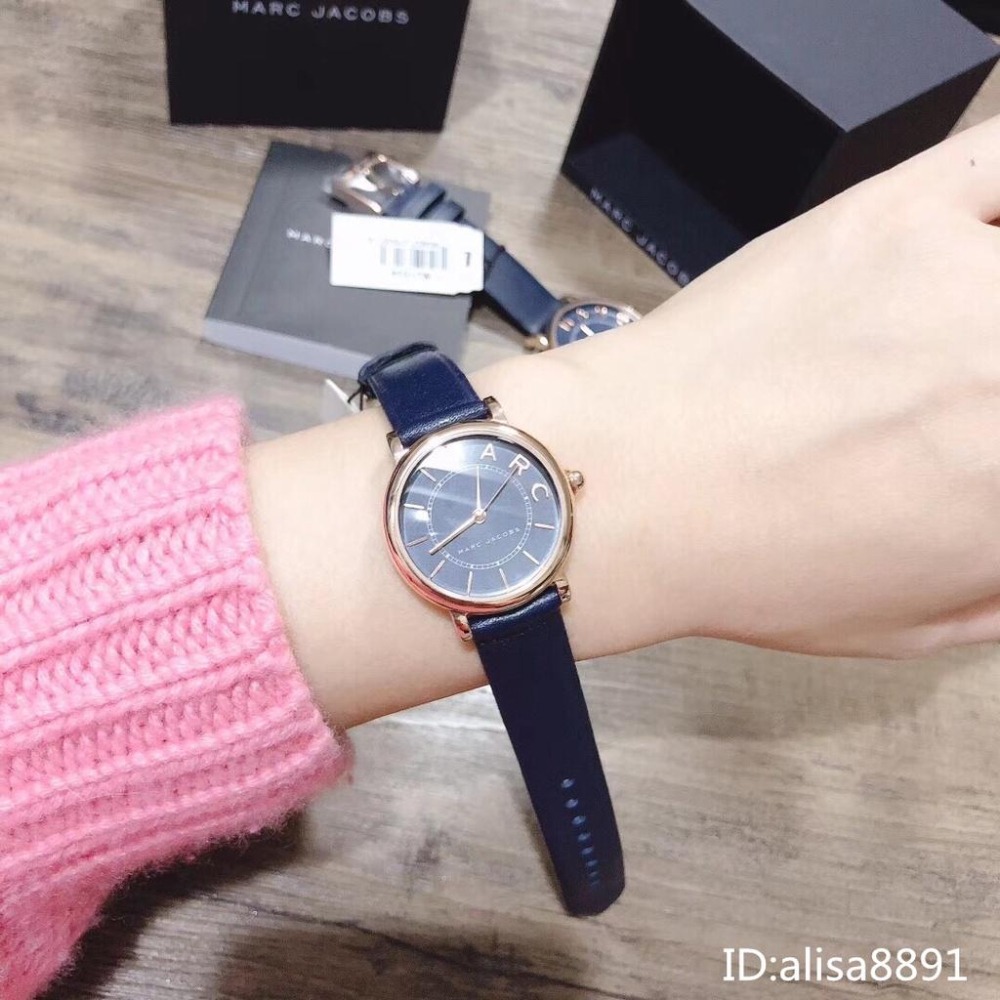 MARC JACOBS手錶 小直徑手錶女 大小號藍色皮帶錶 玫瑰金框 女生腕錶 簡約休閒石英錶 石英手錶MJ1534-細節圖3