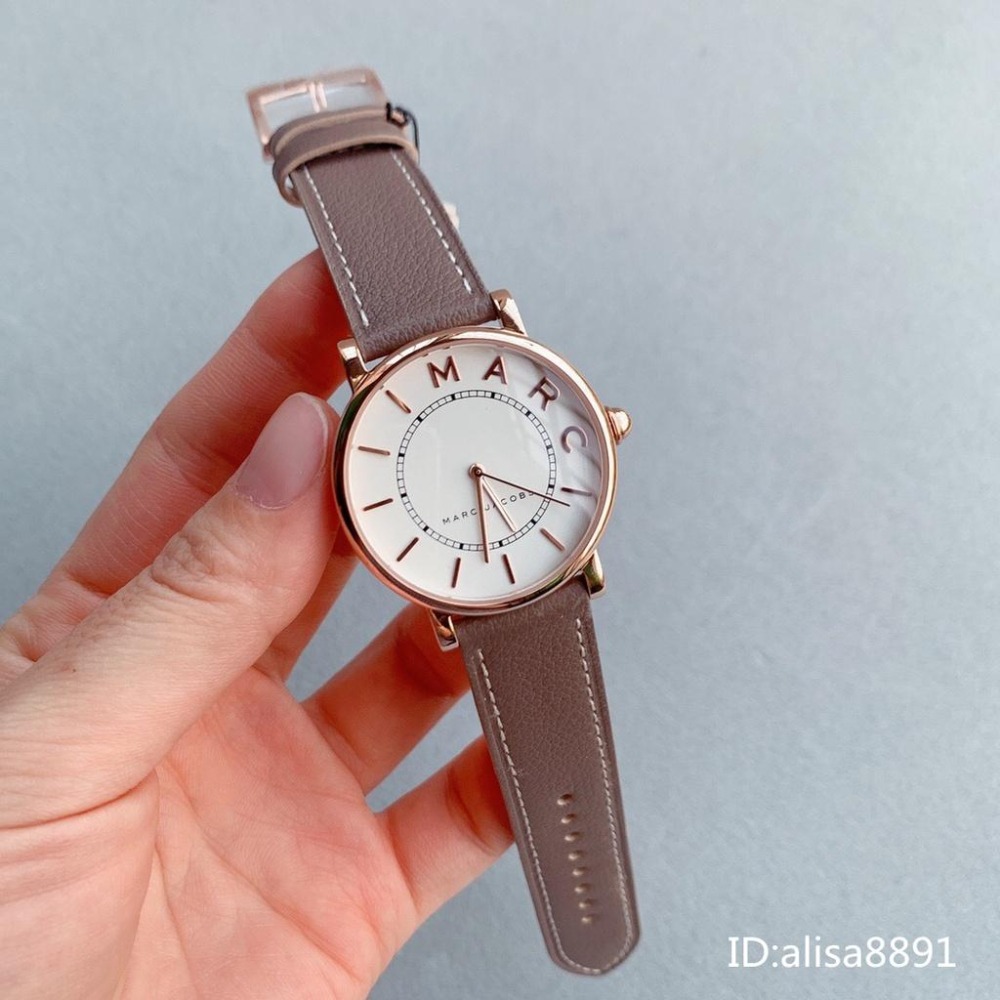 MARC JACOBS手錶 休閒石英錶 簡約百搭女生腕錶 奶茶灰色皮帶錶 大直徑女生手錶 MJ1538 1533-細節圖3