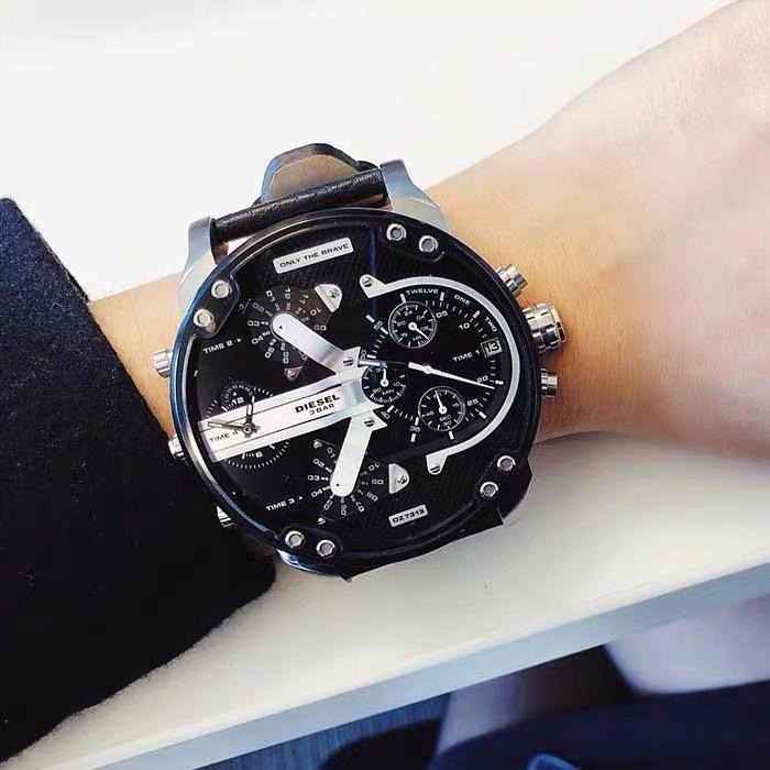 DIESEL手錶 超大直徑男士皮帶錶 THEDADDIE系列 四區時石英男錶 計時夜光防水休閒運動迪賽手錶DZ7313-細節圖2