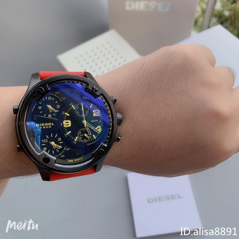 DIESEL迪賽手錶 56mm超大直徑手錶男 休閒運動手錶男 時尚多功能日曆計時手錶 紅色橡膠錶帶男錶 百搭石英錶-細節圖2