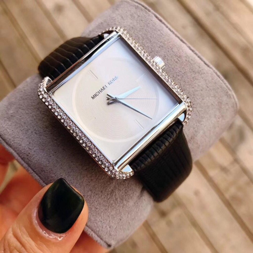 Michael Kors手錶 女生方形手錶 黑色紅色皮帶錶 時尚百搭鑲鑽MK手錶 休閒女生腕錶 石英錶精品錶MK2583