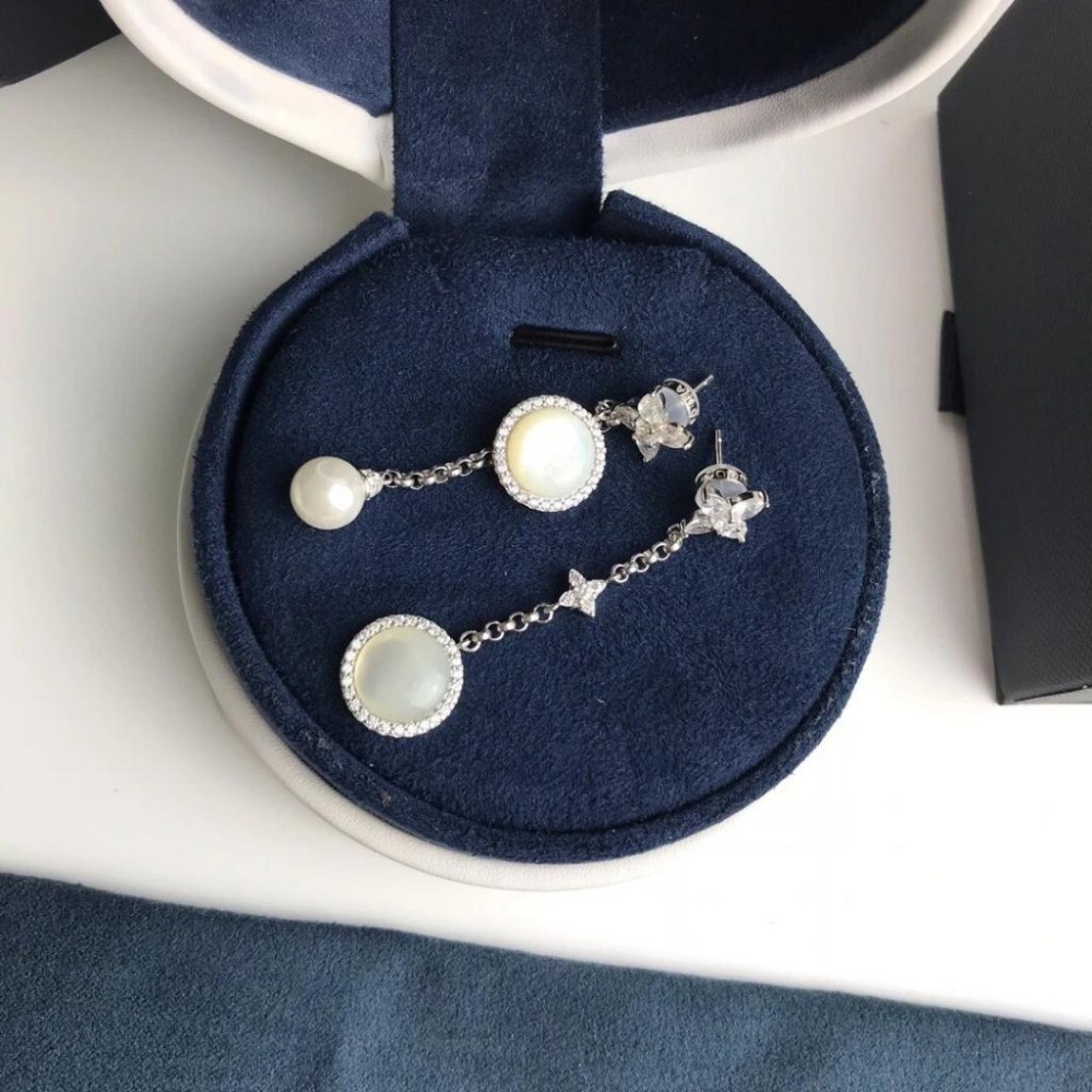 APM MONACO耳環 APM女生耳環 母貝淡水珍珠耳環 林志玲同款耳環 不對稱耳環 垂墜耳環 925純銀耳釘 耳釘女-細節圖5