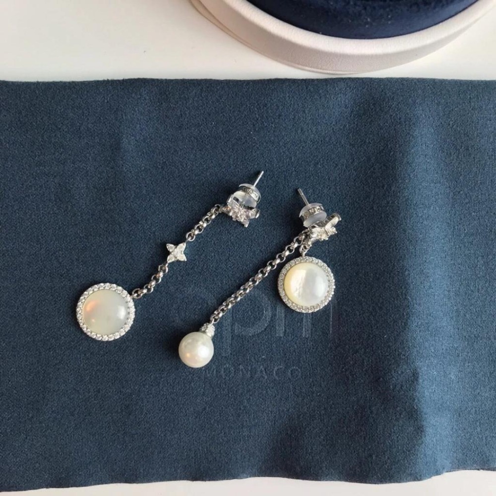 APM MONACO耳環 APM女生耳環 母貝淡水珍珠耳環 林志玲同款耳環 不對稱耳環 垂墜耳環 925純銀耳釘 耳釘女-細節圖8