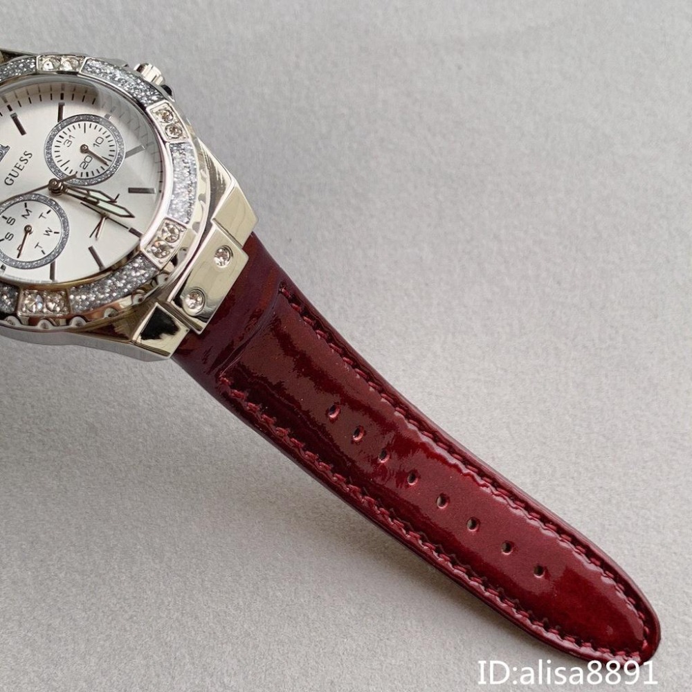 蓋爾斯GUESS手錶 酒紅色皮帶錶 鑲鑽時尚女錶 時尚潮流女生腕錶  W0775L11 38mm大直徑手錶女 休閒防水-細節圖7