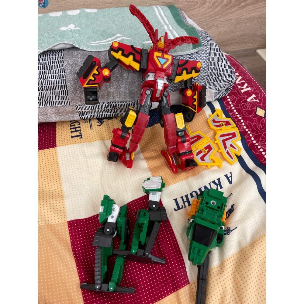 Carbot 衝鋒戰士 變身機器人 鋒刃戴士-細節圖2