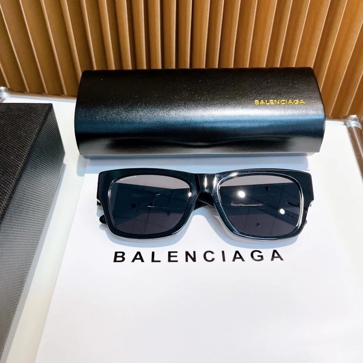 BALENCIAGA巴黎世家墨鏡 BB0262SA歐美時尚方框墨鏡 女生墨鏡 男士太陽鏡 男女情侶款墨鏡 經典休閒墨鏡-細節圖3