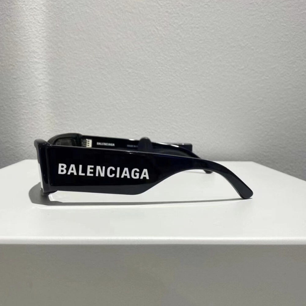 BALENCIAGA墨鏡 巴黎世家太陽鏡 標誌性字母logo鏡腿 男女通用款墨鏡 超酷大框墨鏡 女生太陽鏡 男生墨鏡 歐-細節圖3