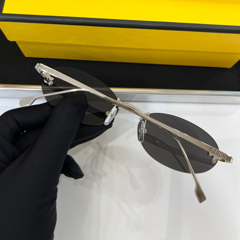 FENDI太陽鏡 芬迪墨鏡 男女通用款墨鏡 歐美復古時尚墨鏡 酷帥辣妹風休閒太陽眼鏡 圓形金屬鏡腿墨鏡 女生墨鏡 男士太-細節圖3