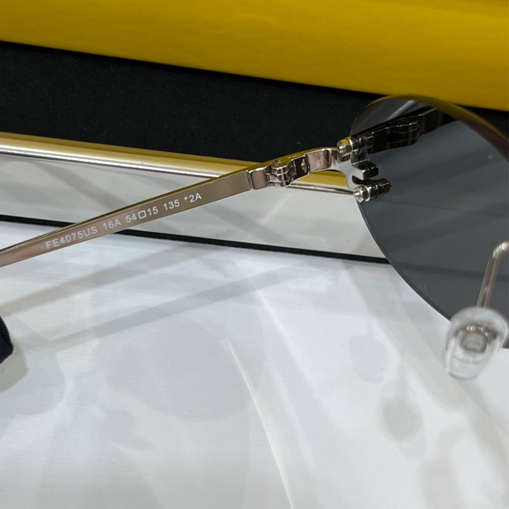 FENDI太陽鏡 芬迪墨鏡 男女通用款墨鏡 歐美復古時尚墨鏡 酷帥辣妹風休閒太陽眼鏡 圓形金屬鏡腿墨鏡 女生墨鏡 男士太-細節圖5