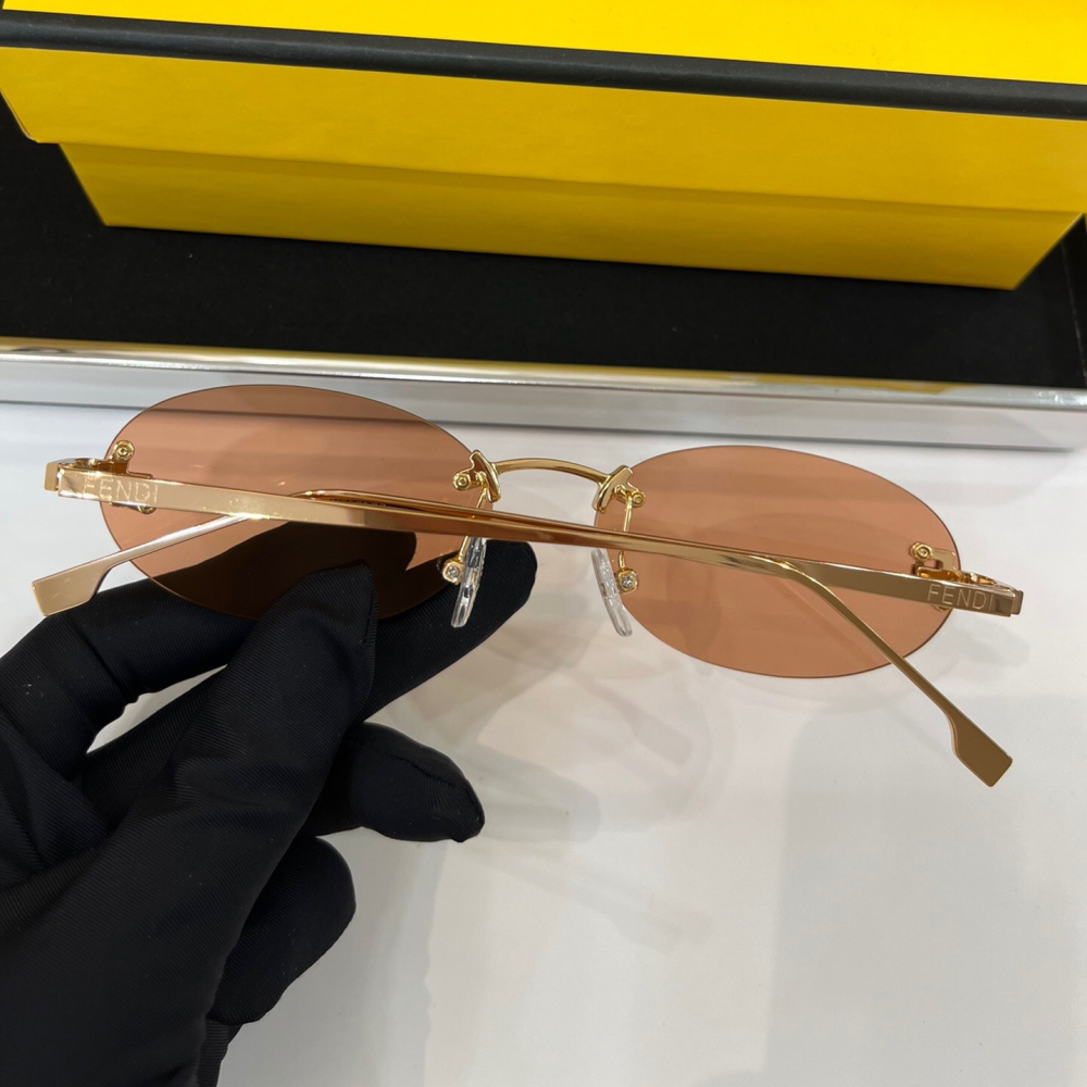 FENDI太陽鏡 芬迪墨鏡 男女通用款墨鏡 歐美復古時尚墨鏡 酷帥辣妹風休閒太陽眼鏡 圓形金屬鏡腿墨鏡 女生墨鏡 男士太-細節圖7