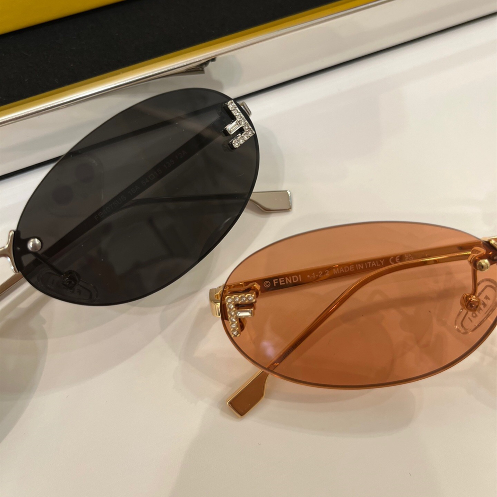 FENDI太陽鏡 芬迪墨鏡 男女通用款墨鏡 歐美復古時尚墨鏡 酷帥辣妹風休閒太陽眼鏡 圓形金屬鏡腿墨鏡 女生墨鏡 男士太-細節圖9