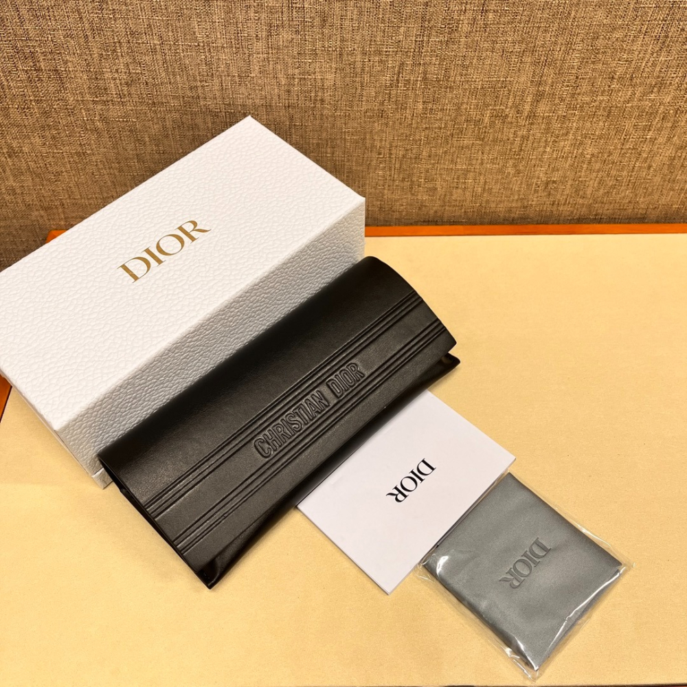 CHRISTIAN DIOR（PARIS）太陽鏡  男女通用款太陽鏡 防紫外線墨鏡 黑色大框-細節圖3