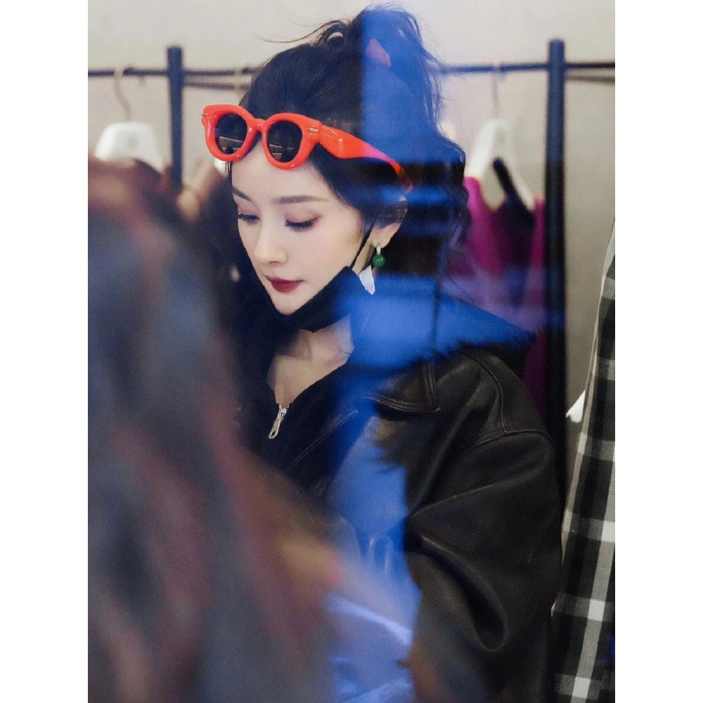 LOEWE墨鏡楊幂巴黎時裝周同款 男女明星同款 打破常規的立體粗框圓框太陽眼鏡 遮陽防曬必備墨鏡 46-23-145-細節圖10