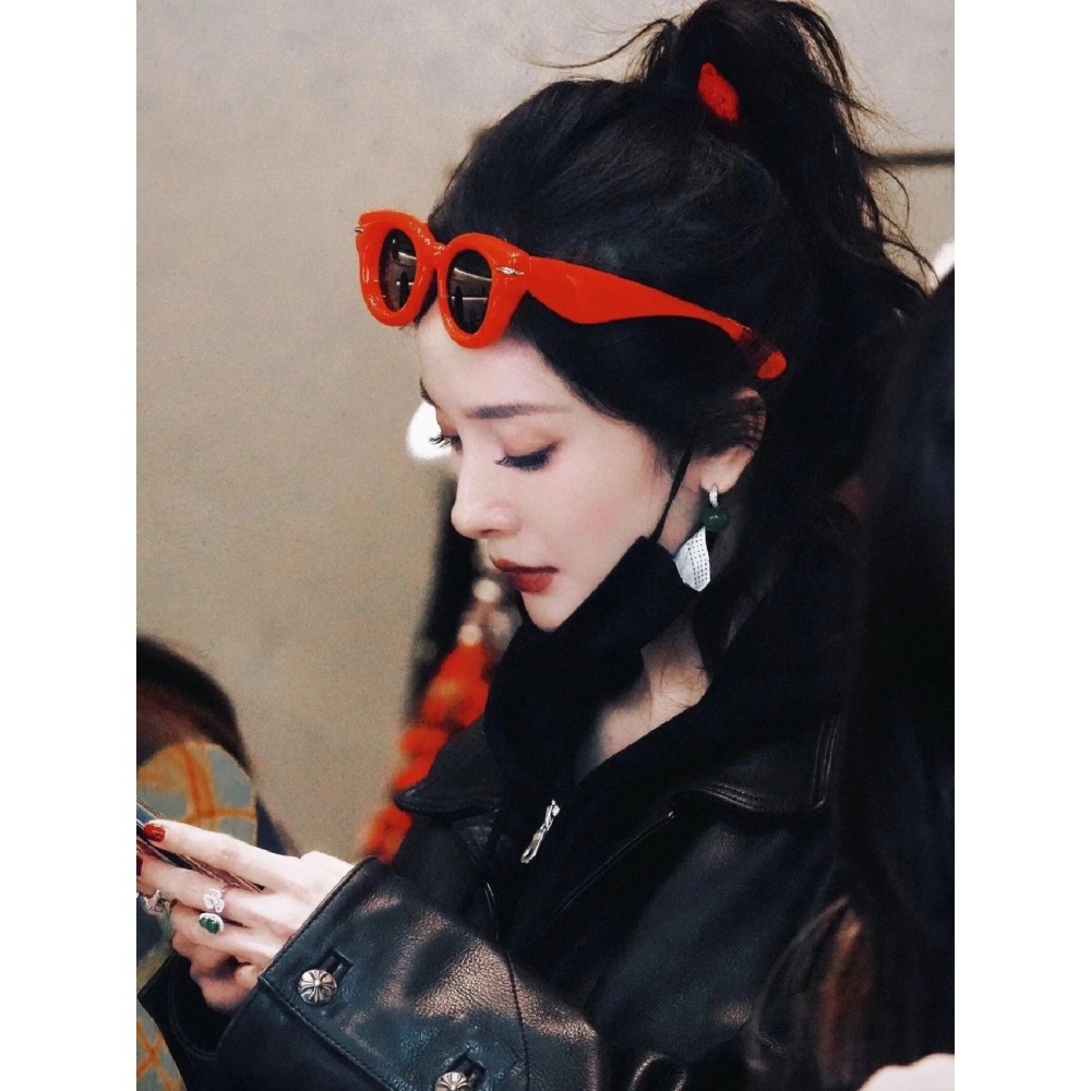 LOEWE墨鏡楊幂巴黎時裝周同款 男女明星同款 打破常規的立體粗框圓框太陽眼鏡 遮陽防曬必備墨鏡 46-23-145-細節圖11
